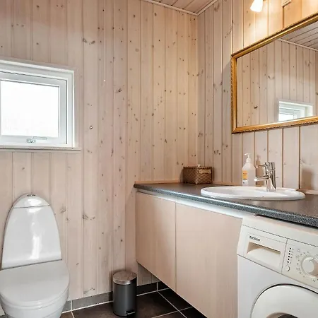 Cozy In With Wifi 펜션 Tarm